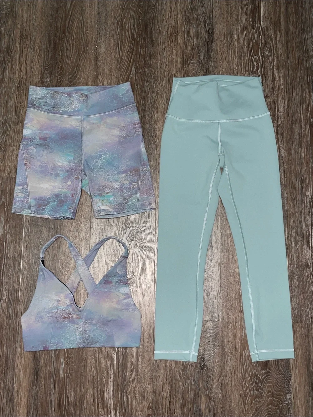 Like New Lululemon Matching Teal/Gray/Purple Bundle. Size 4